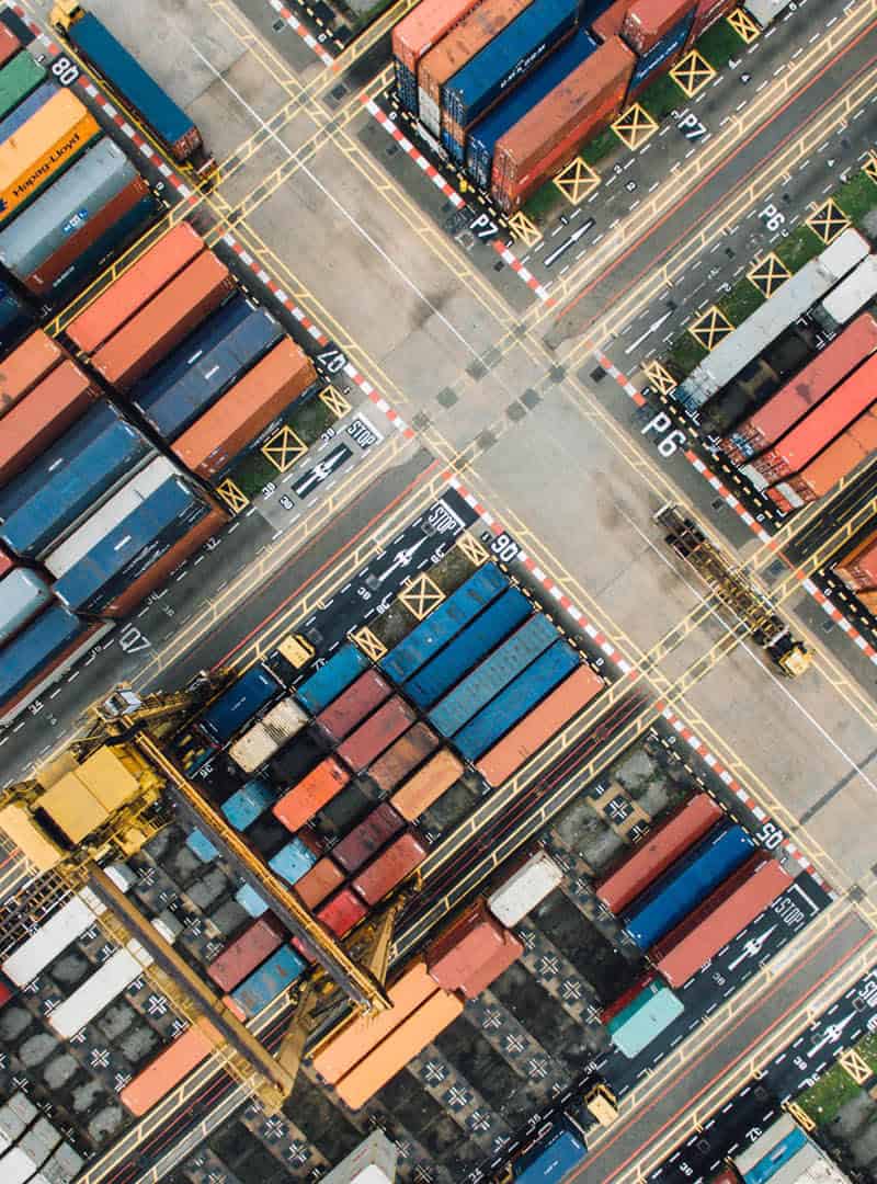 Container in einem Frachtlagerraum